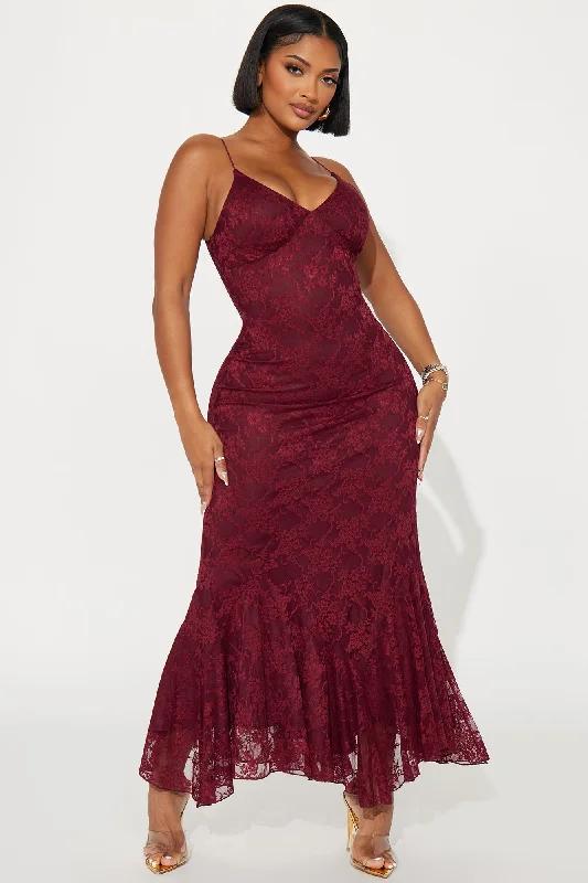 Gracelynn Lace Maxi Dress - Burgundy