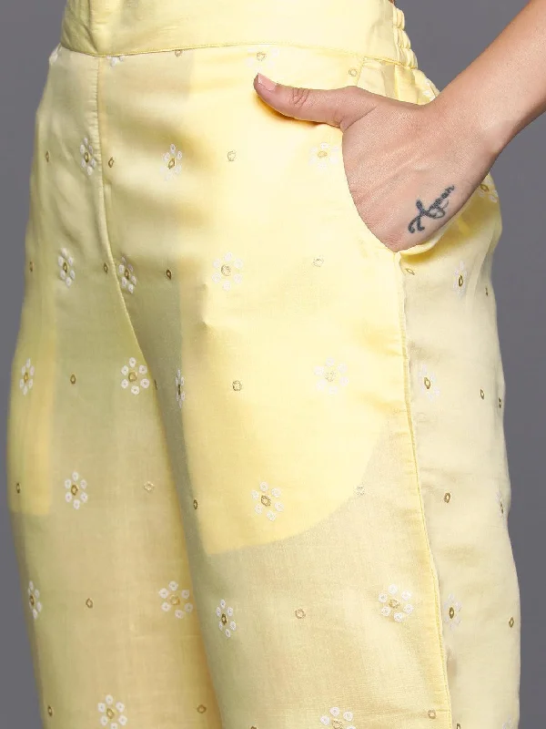 Yellow Printed Silk Blend Straight Kurta With Trousers & Dupatta