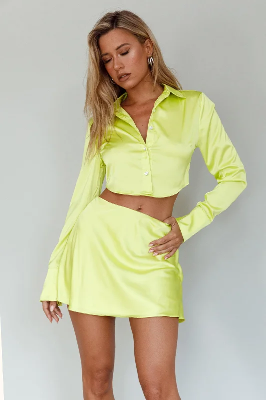 Kari Satin Mini Skirt Lime