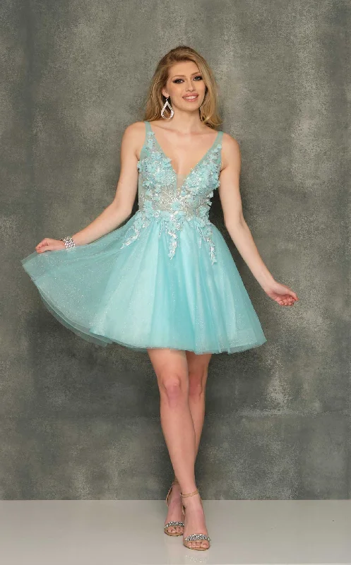 Sale Alert – Get Ready to Shop!Dave and Johnny 10806 Dress