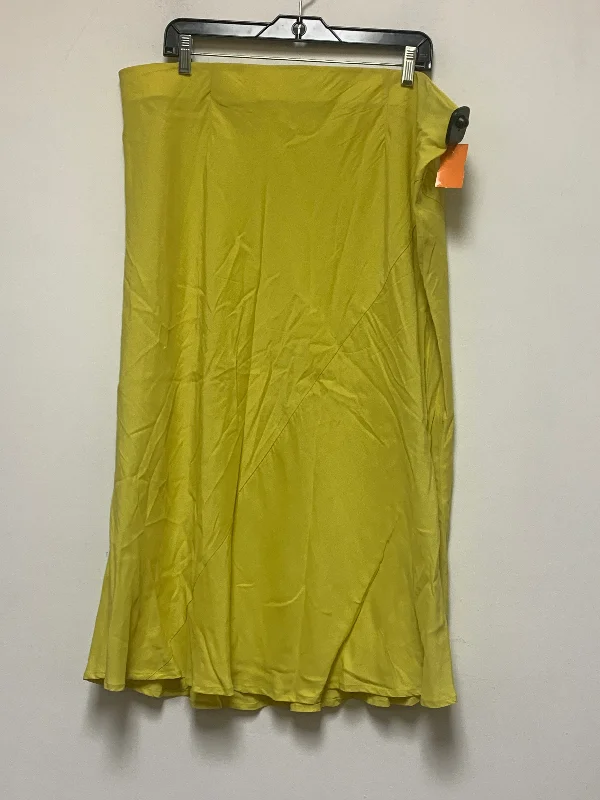 Shop Today, Save Tomorrow!Skirt Midi By Ava & Viv  Size: 16