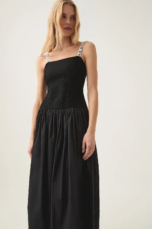 The Sale You’ve Been Waiting For!Leana Knit Midi Dress